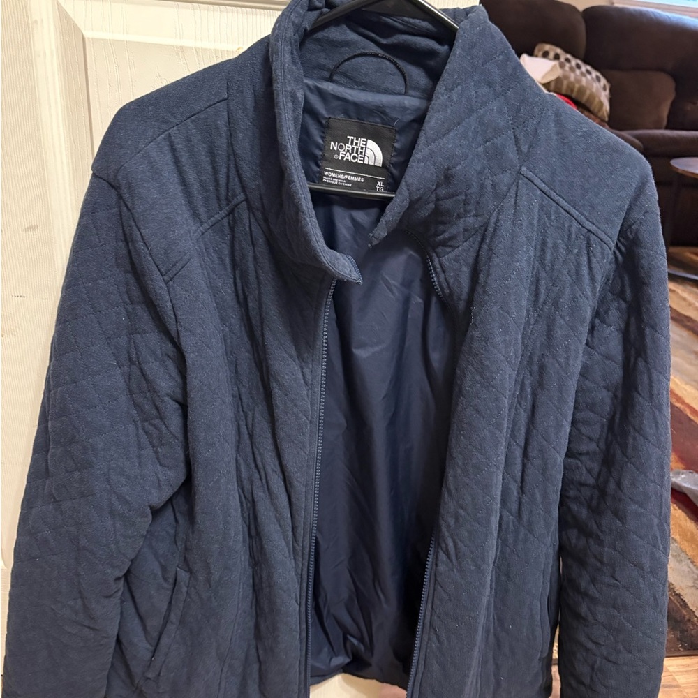 The North Face Women's Quilted Jacket - Navy